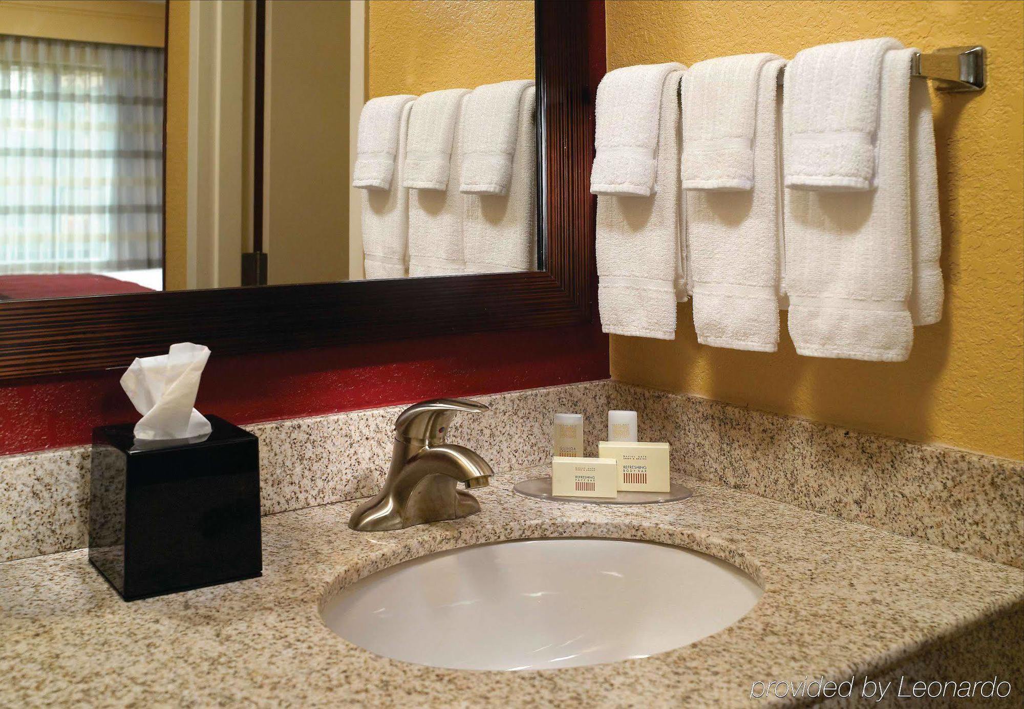 Courtyard By Marriott Macon Hotel Szoba fotó